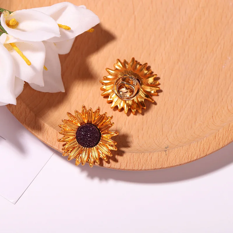 

Sunflower Enamel Pins Plants Stud Earring Custom Brooches Lapel Badge Cartoon Jewelry For Friends