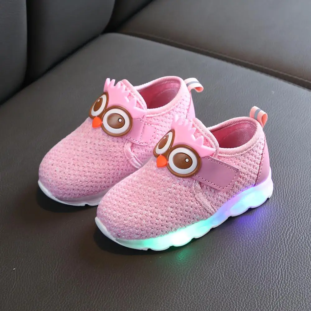 pink kids sneakers Детские кроссовки; обувь со светодиодной подсветкой с героями мультфильмов; спортивная обувь; повседневная детская обувь для маленьких мальчиков и девочек; милый светодиодный светящийся рисунок; 30S10 - Цвет: pink kids sneakers