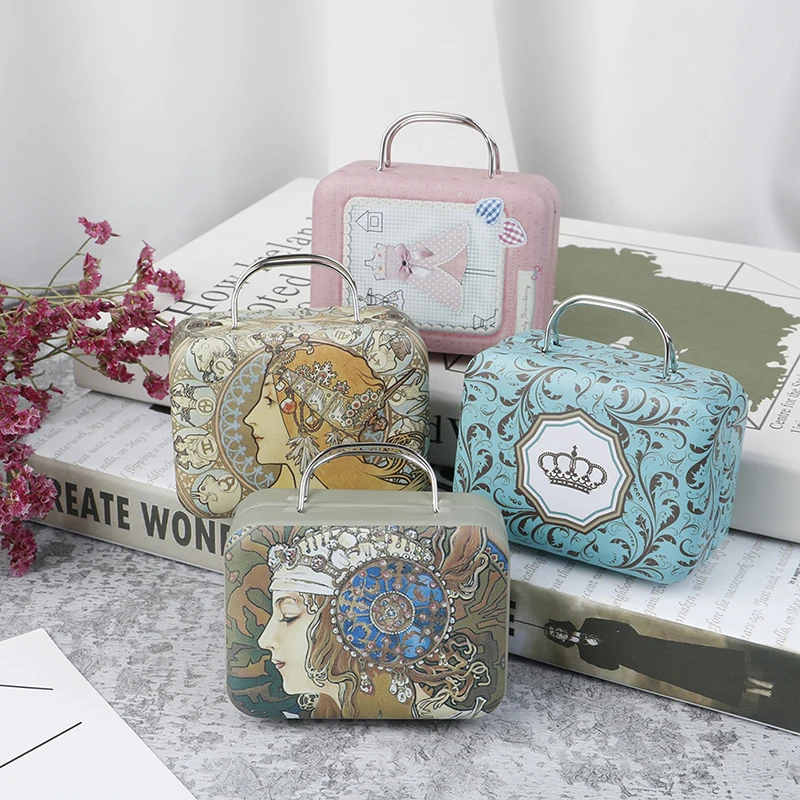 

2020 fashionable luxury false eyelash steel suitcase empty fake lash storage packaging box unique eyelash luggage case