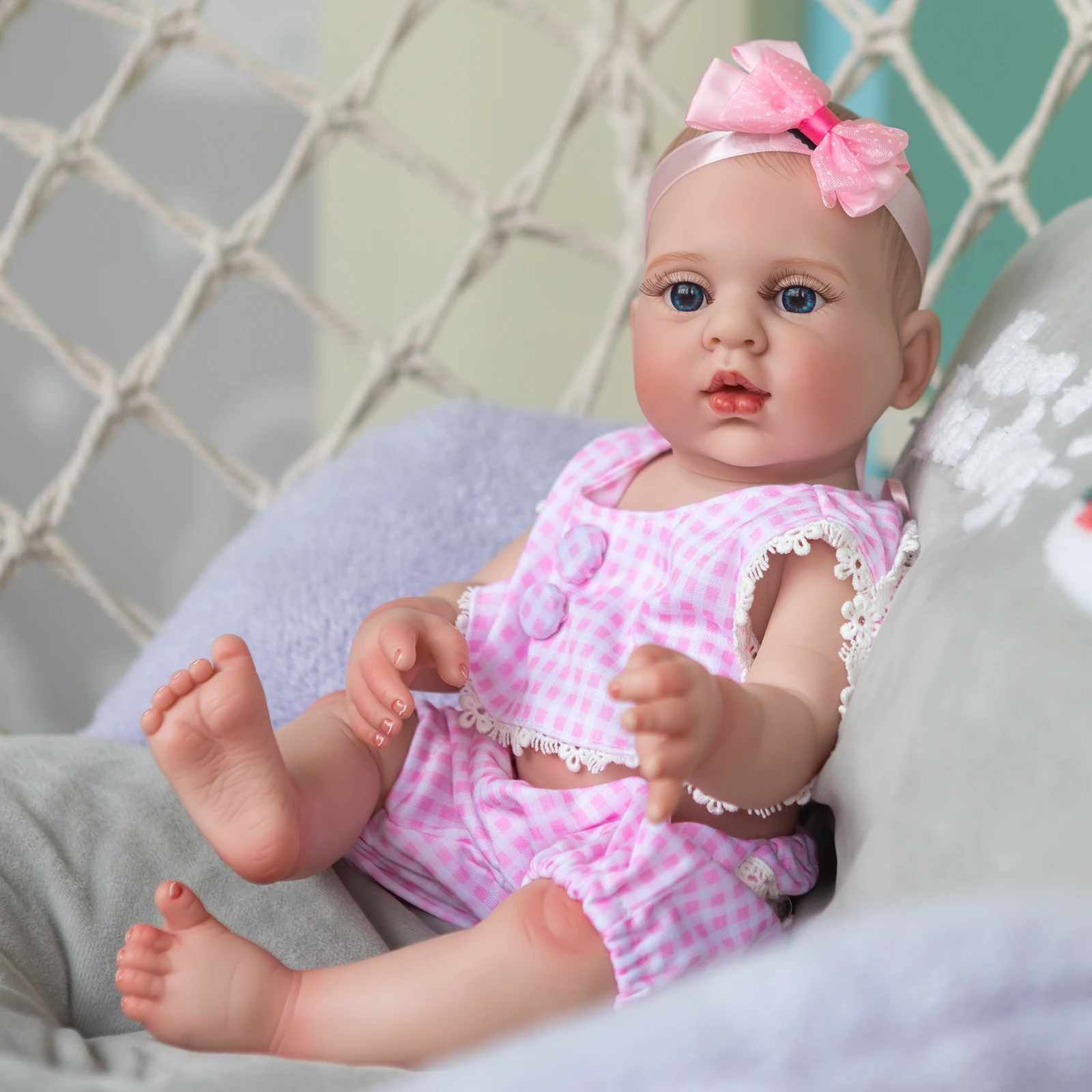 

40CM Full Body Soft Silicone Bebe Doll Reborn Soft Touch waterproof Bath Toy Girl Doll Hand Detailed Painting Art Doll