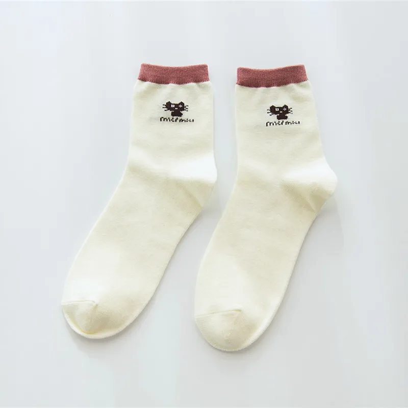 5 Pairs Hot Sale Cartoon Animal Kawaii Cat Embroidery Cotton Women Sock Comfortable Soft Spring Autumn Winter Fashion Crew Socks