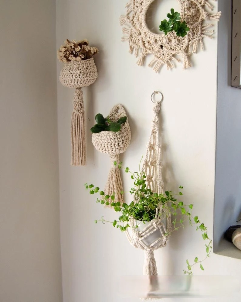 

Bohemian Style Creative Hand-woven Bedroom Living Room Tapestry Wall Flower Basket Net Bag Ornaments Home Decor Birthday Gifts