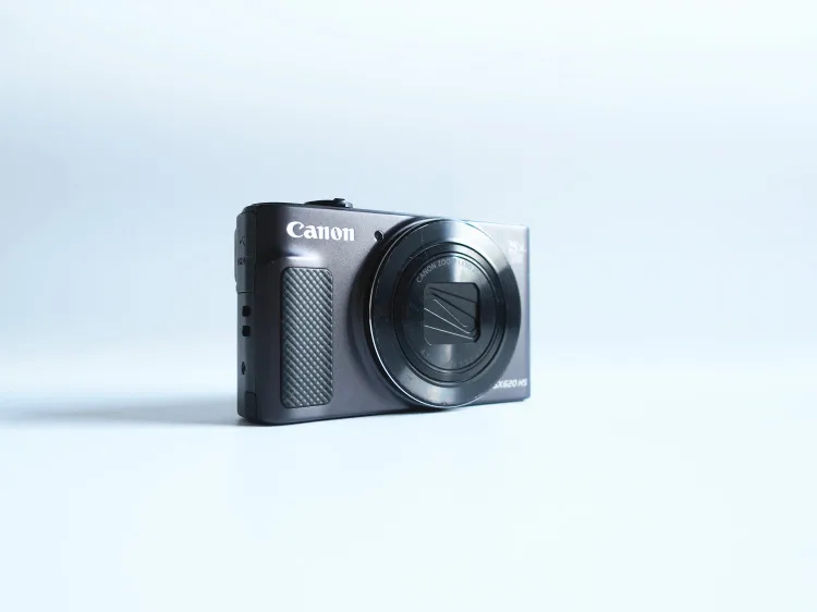 Цифровая камера Canon PowerShot SX620HS б/у 25x оптический зум поддержка Wi-Fi и NFC | Электроника