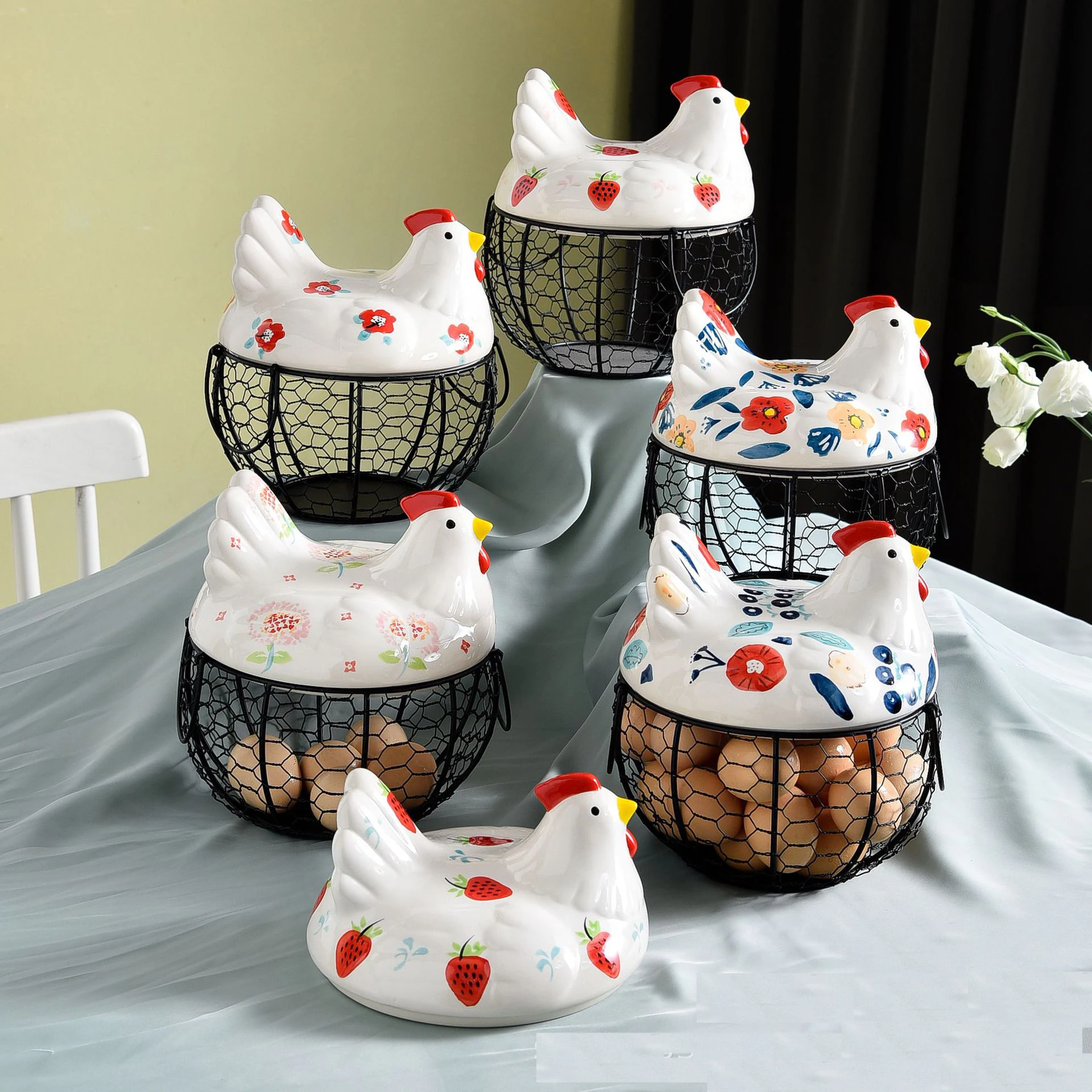 

Ceramic Egg Holder with Handle Kitchen Storage Organizer Fruits Basket Container Hen Ornament Home Decor Storage Accessories