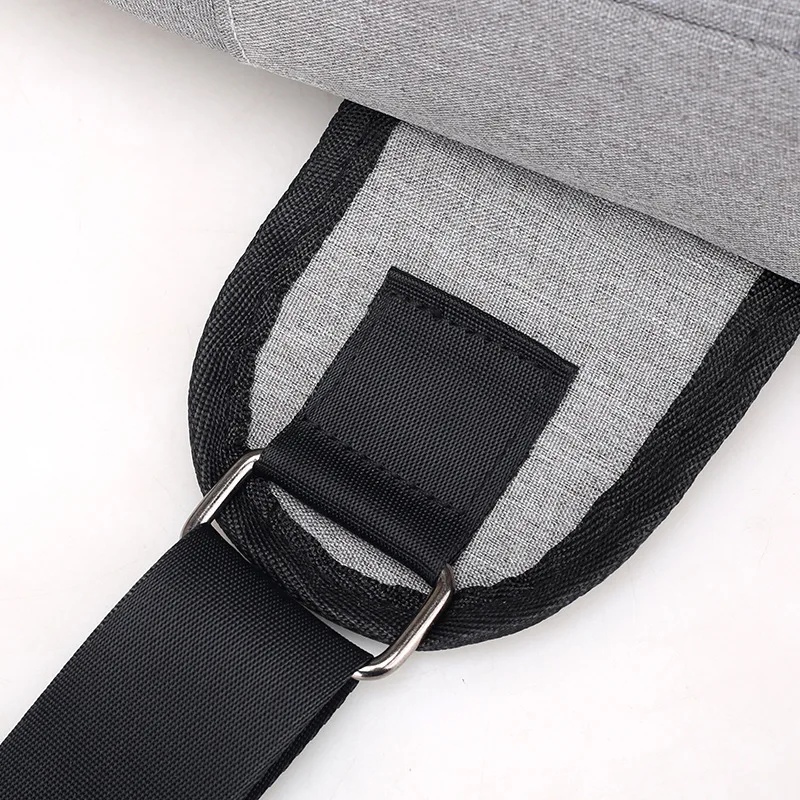 Мужская нагрудная сумка с USB-зарядкой и защитой от кражи |