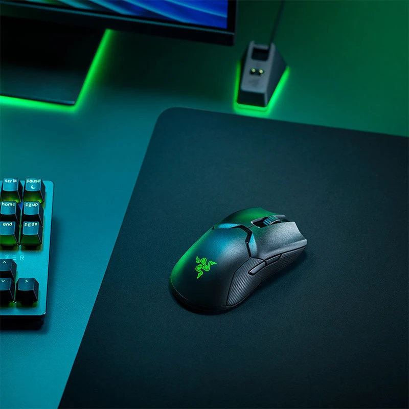 

Razer Viper 20000DPI Ultimate Hyperspeed Lightest Wireless Gaming Mouse FOCUS Optical Sensor Chroma Lighting Programmable Button