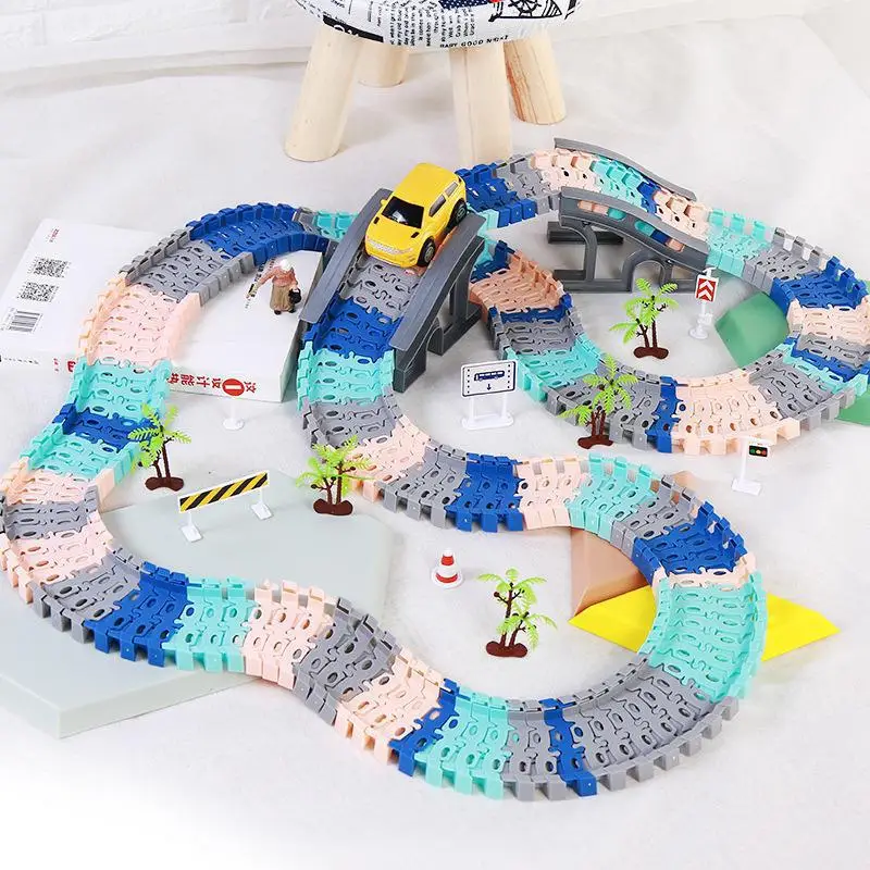 Электрическая железная дорога магический трек набор поездов для детей макарон