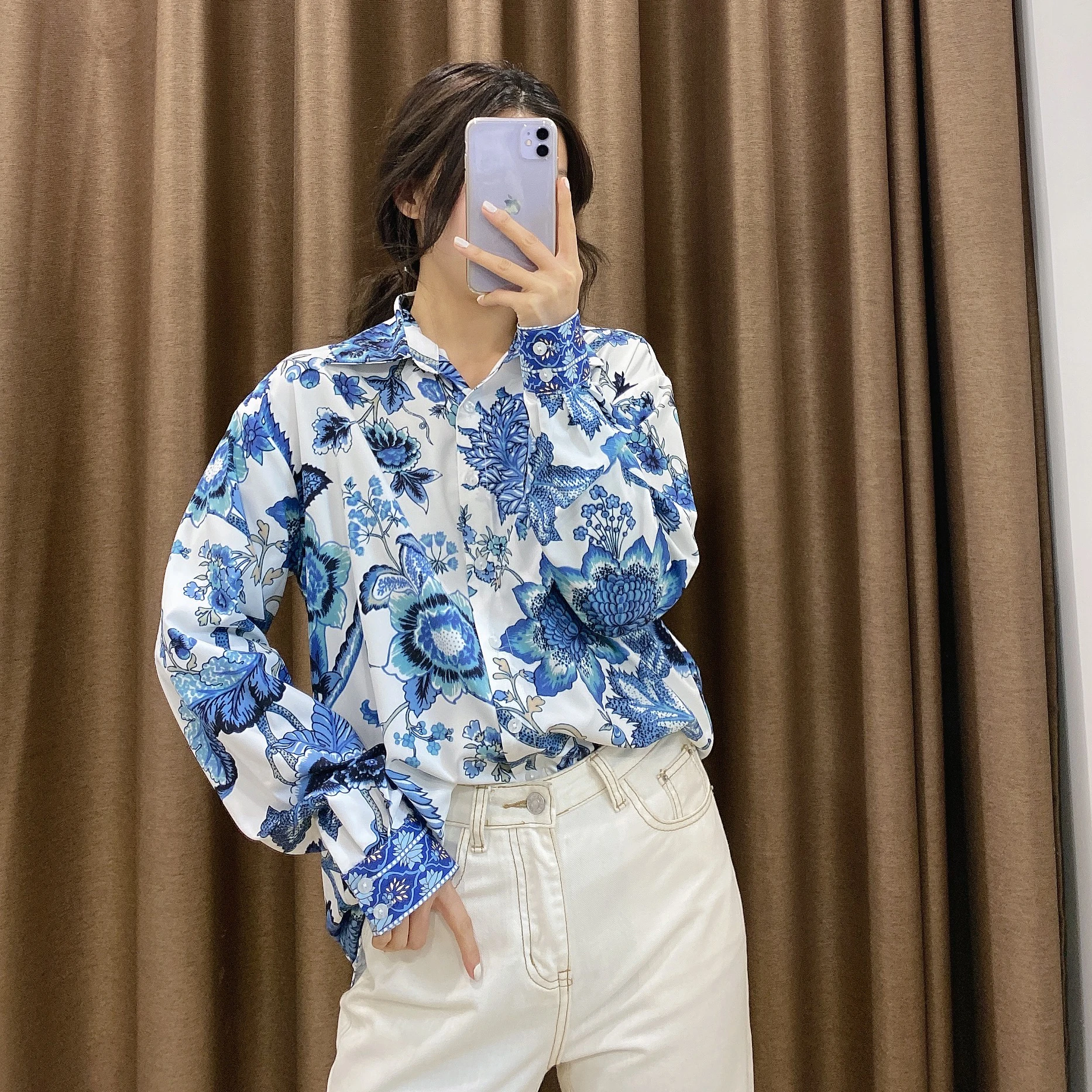 

Women's shirt 2021 spring and summer characteristic design blue and white porcelain printing lapel long-sleeved fashion top