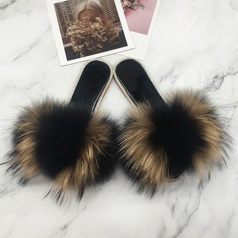 

Real Fur Slippers Summer Furry Slides For Women Fluffy Slippers Outdoor Shoes With Crystals Beach Sandals Flip Flops Wholesale