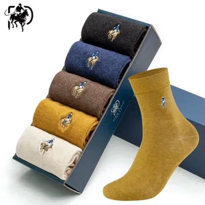 Box Gift Fashion High Quality 5 Pairs/lot Brand Casual Cotton Male Boy Socks Business Embroidery Men in Pakistan