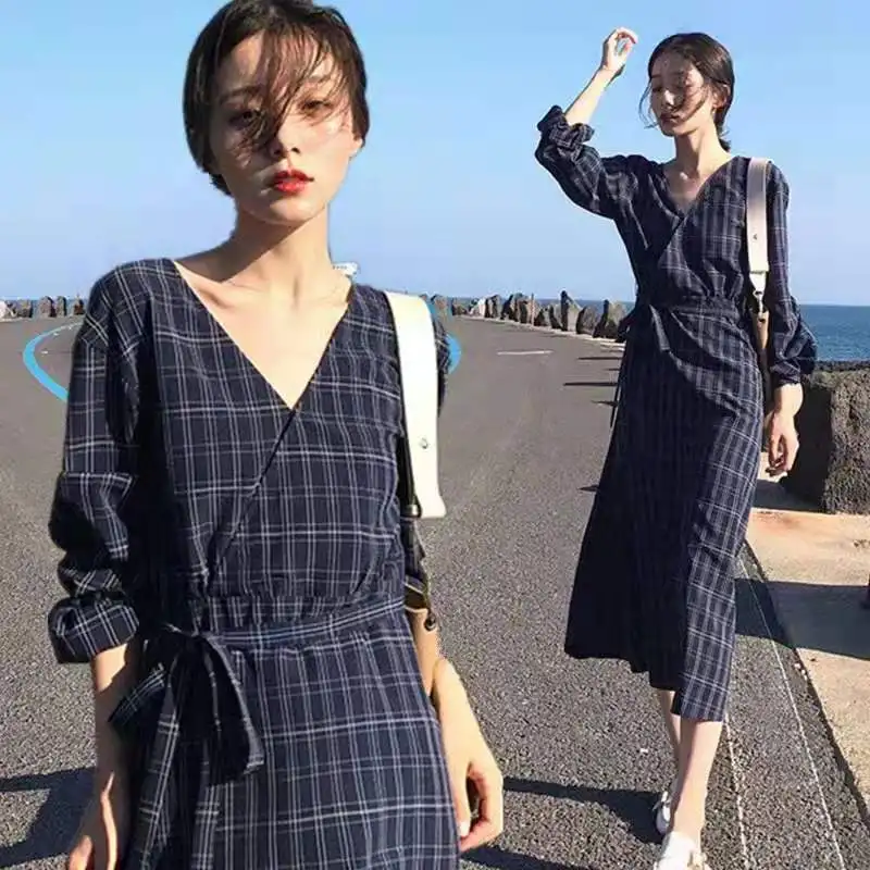 Винтажное женское длинное платье с высоким голенищем французское без бретелек