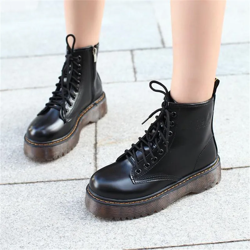 Botas/женские ботильоны в байкерском стиле; женские туфли-оксфорды на платформе со шнуровкой; сезон осень-зима; женские туфли на высоком каблуке