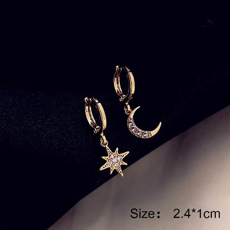 С украшением в виде кристаллов 1 пара асимметричные серьги с изображением луны и
