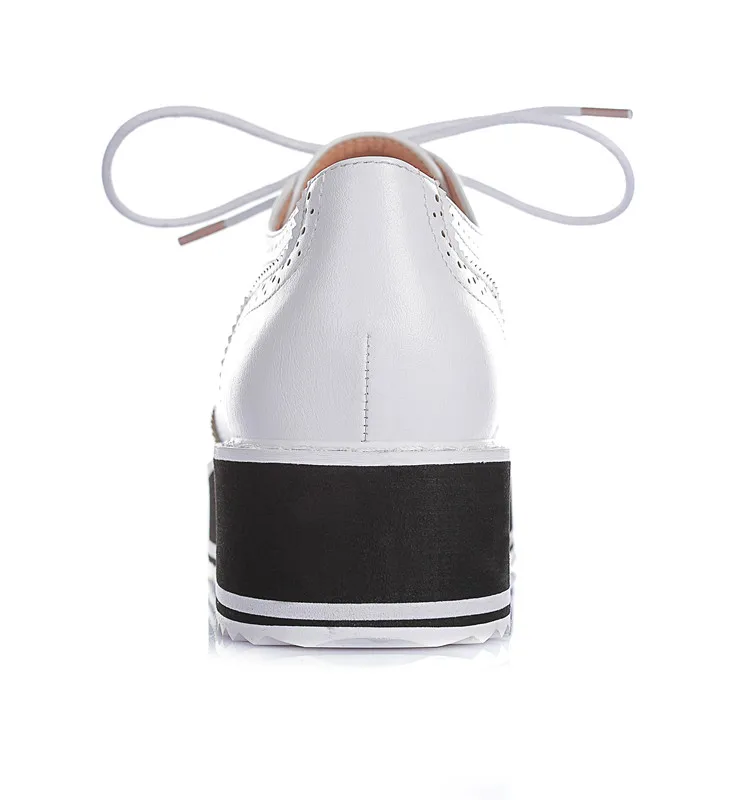 Женские туфли лодочки на платформе и толстом каблуке ажурные шнуровке с