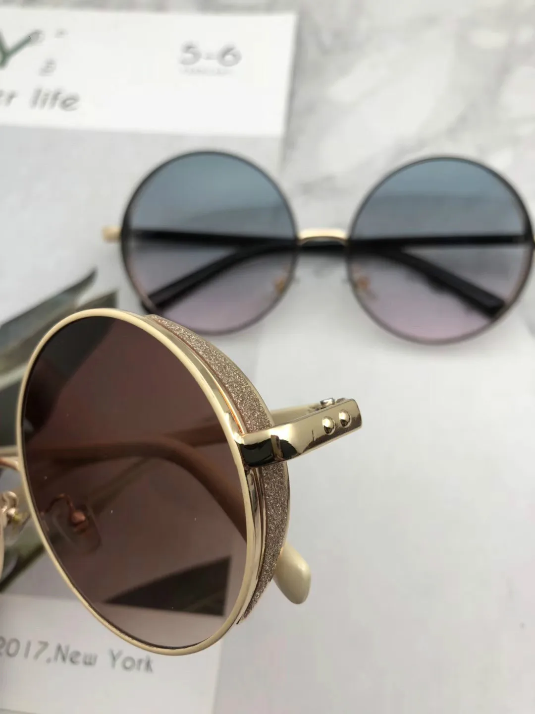 

2020 New Fashion Sunglasses Female Metal Round Frame Luxury Brand Design Glasses Sunglasses Personality Trend Polarized Sunglass