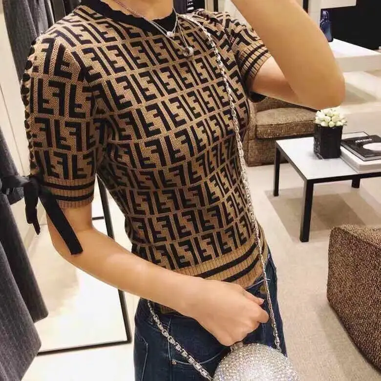 

Double F star with the same paragraph knitted sweater women's top European and American ins top short style slim top women