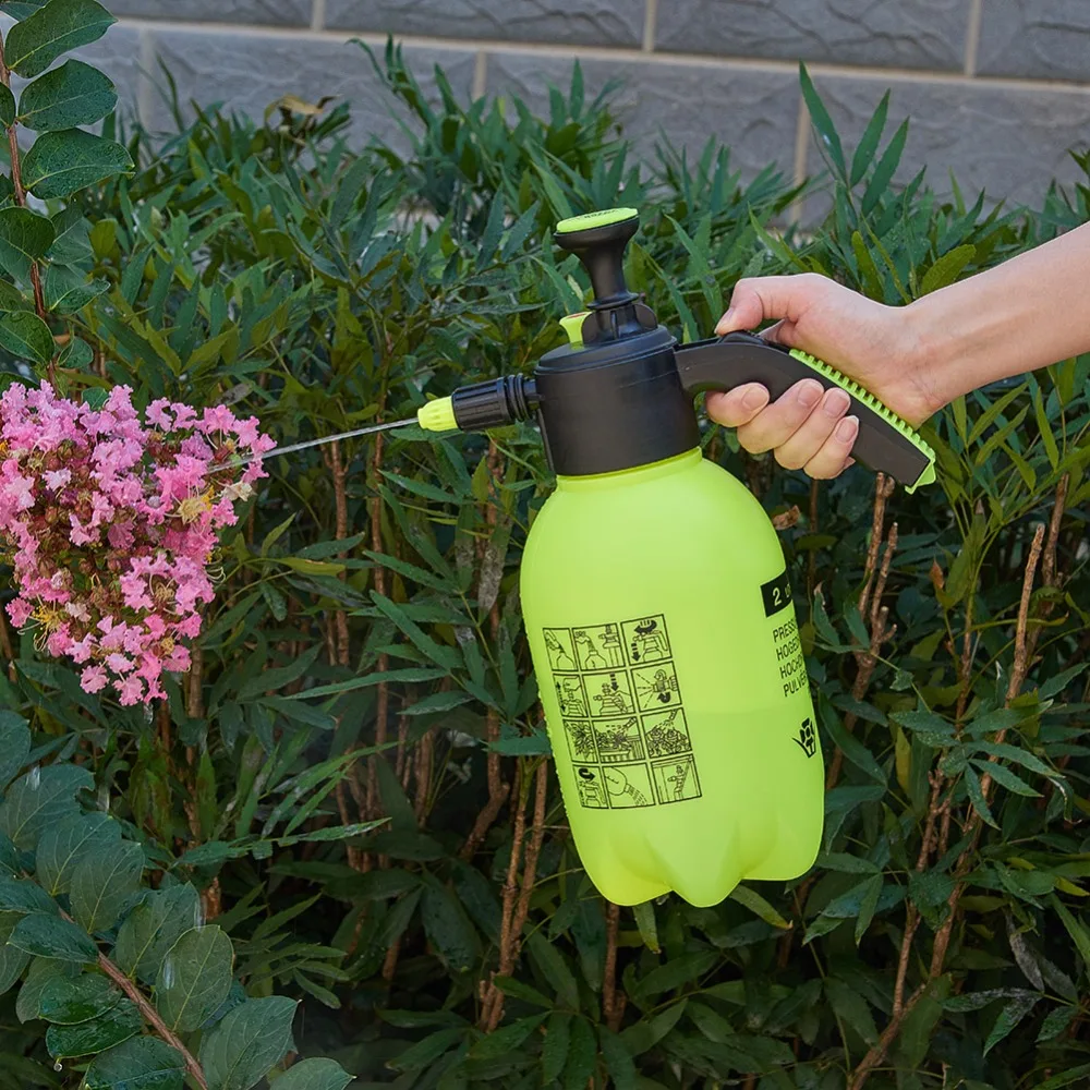 

2L Air Compression Pump Watering Bottle Gardening Fertilizers Manual Air Pressure Spray Can Sprayer