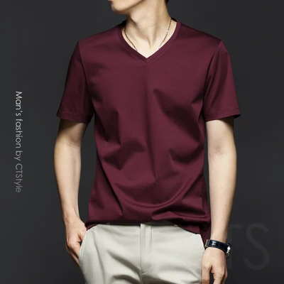 

Short-sleeved T-shirts for men and women with the same style for summer 2021