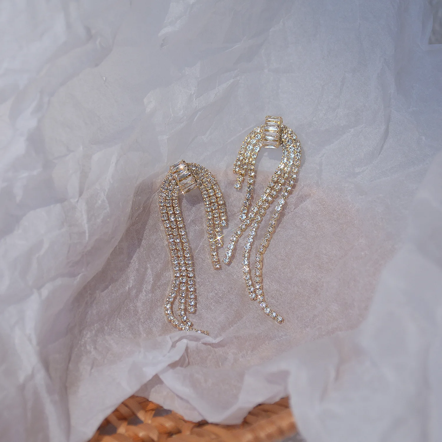

High Quality 14K Real Gold Silver Needle Temperament Tassel Zircon Sparkling Exquisite Temperament Stud Earrings for Women