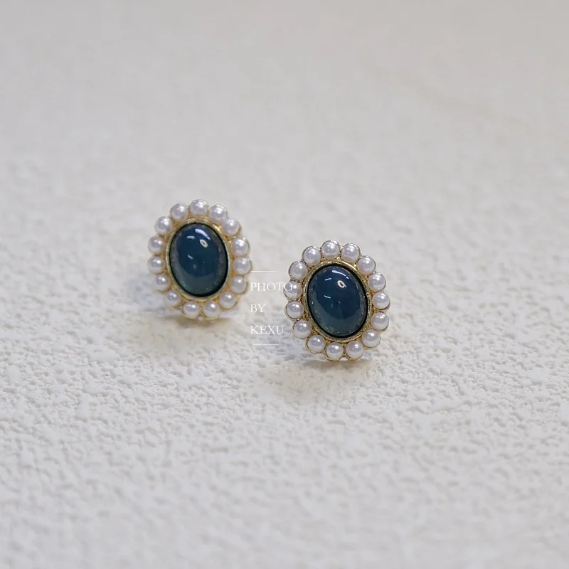 

Charm Vintage Palace French Exquisite Earring Blue Green Semi-precious Stones Earrings Inlaid Pearl Jewelry Korean Bead Women
