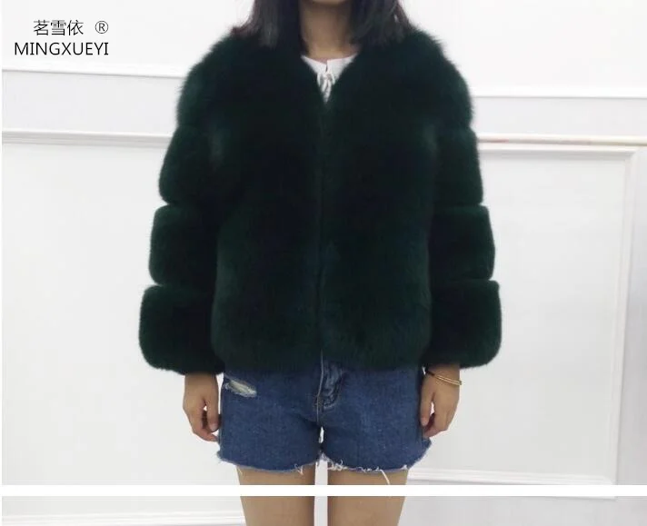 

Женское пальто из лисьего меха, с круглым вырезом и коротким рукавом