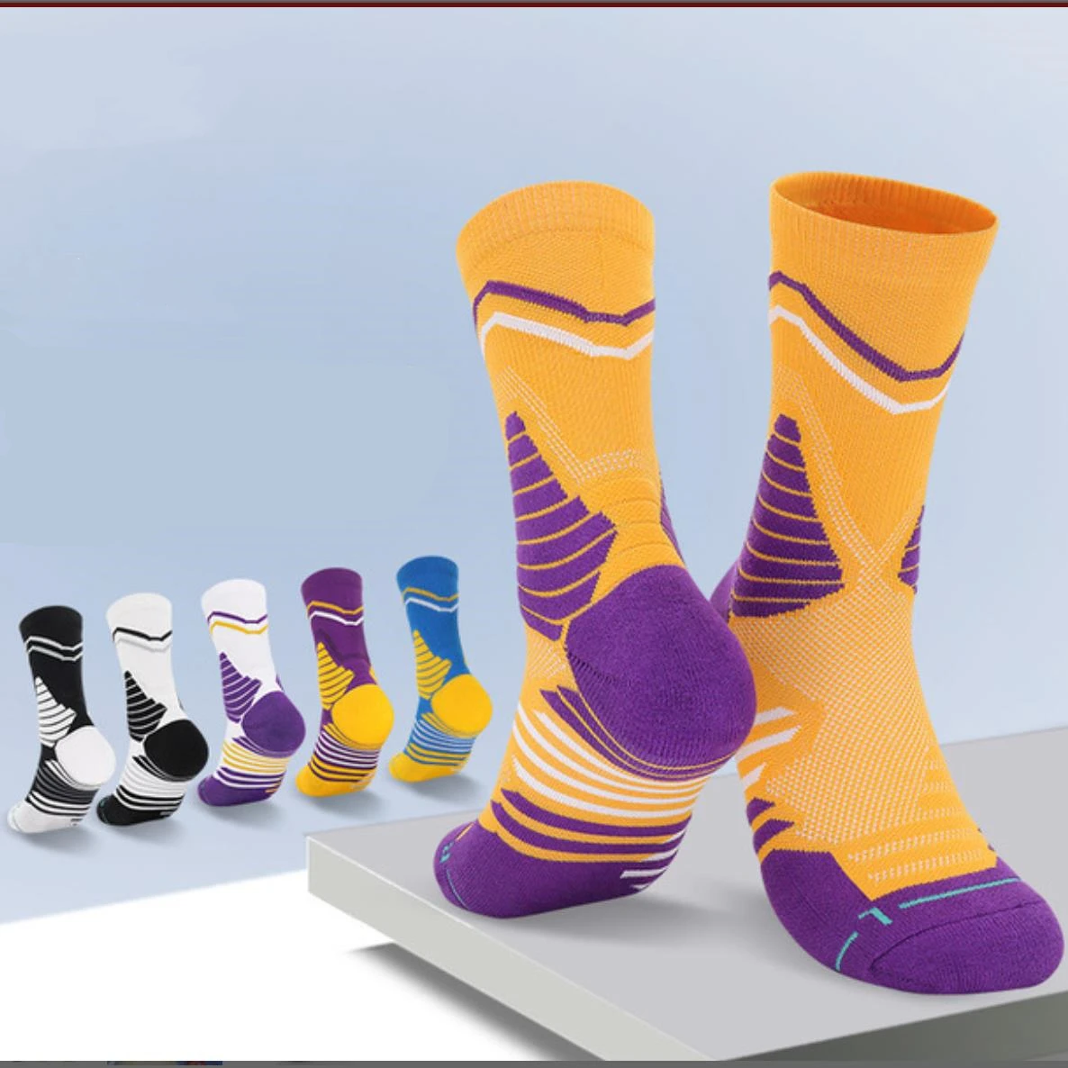 

ChongHee Anti-Friction Towel Bottom Breathable And Sweat-Absorbent Elite Basketball Socks In Tube JCB3356 For Men