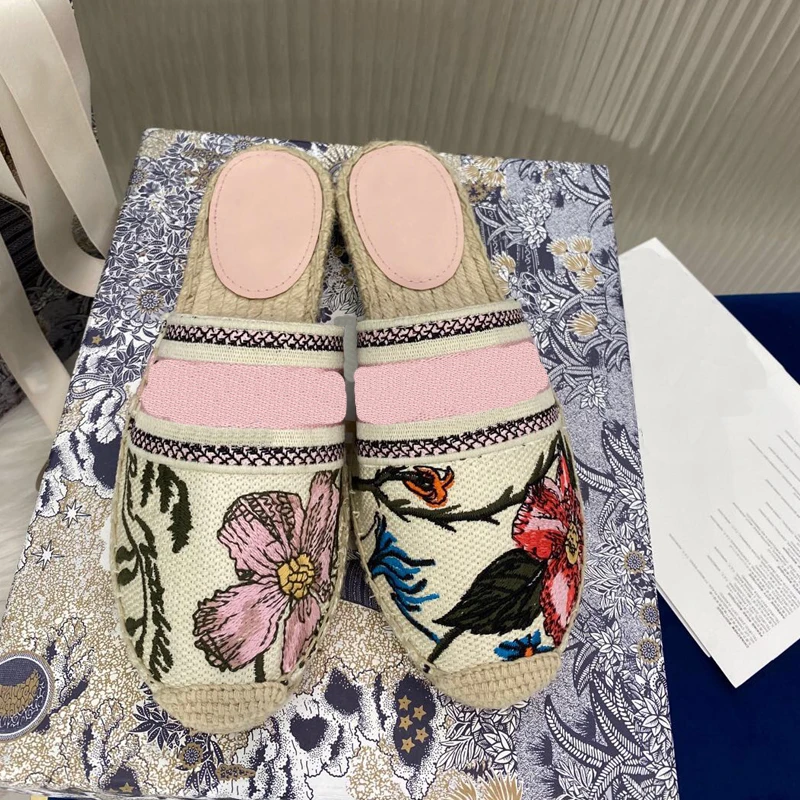 

Thick Bottom Flats Fashion Fisherman Shoes Comfortable Ladies Fu Shoes Flat Lazy Shoes Zapatos De Mujer Leather Flats ShoesWomen