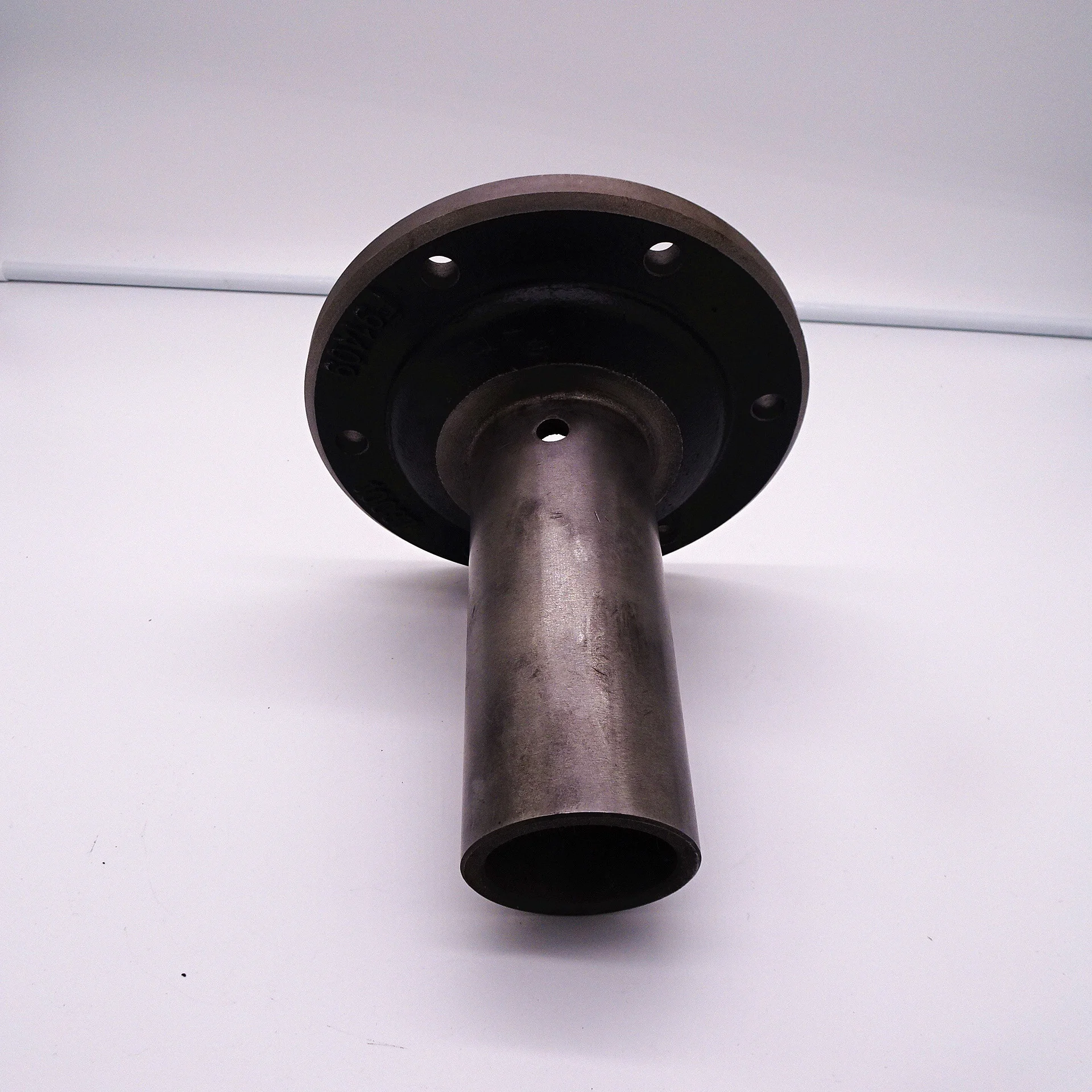 

A shaft bearing cap for Truck FAST Gear Cover F91409