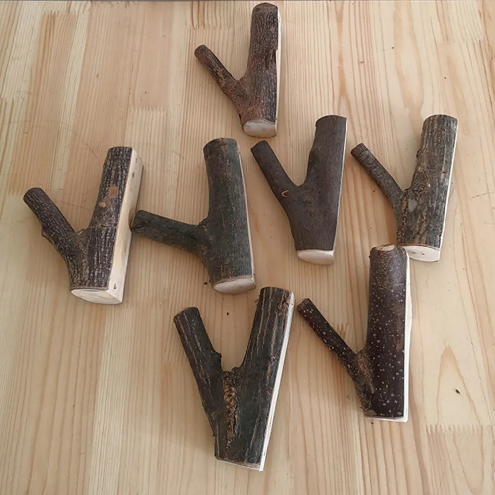 

4pcs Rustic Wood Wall Hooks Tree Branch Clothes Hook Decorative Coat and Hat Hanger (Random Shape)