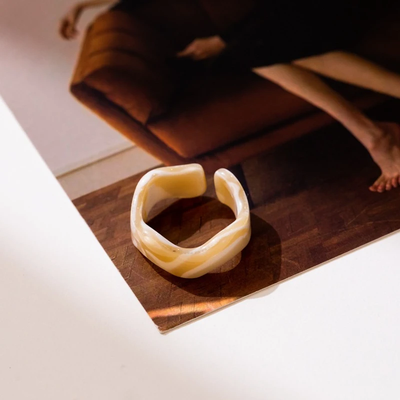 

New Colorful Transparent Acrylic Rhinestone Resin Set Ring Geometry Open Rings for Women Girls Party Jewelry Fashion 2021