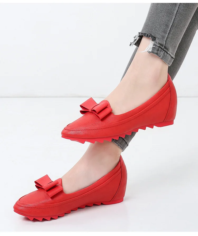 Женская обувь для пожилых мам лоферы на низком каблуке повседневные Мягкие