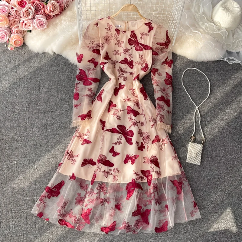 

Summer new butterfly net yarn Dress Square collar temperament retro waist waist woman dress Long sleeve dresses for women 2021
