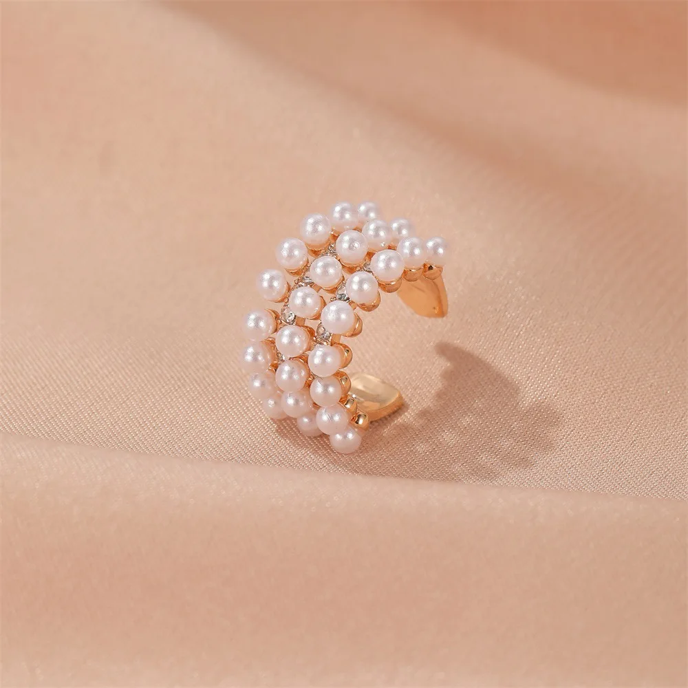 С украшением в виде кристаллов и жемчугом клип серьги для женщин золотистые без