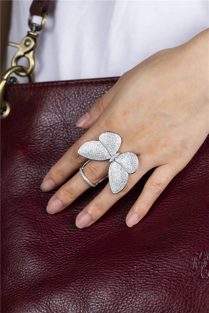 Кольцо женское из серебра 925 пробы с фианитом 5 А|Кольца| |