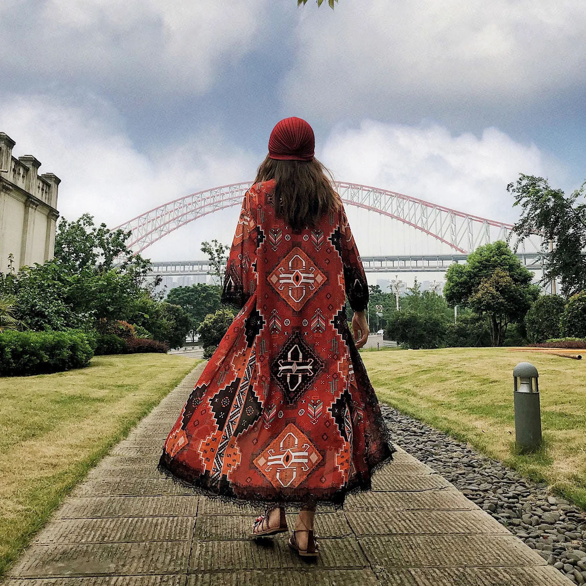 

2021 Women Tops and Blouse Printed Lace Chiffon Cardigan Long Coat Long Kimono Cardigan White Chiffon Tunic Plus Size Beachwear