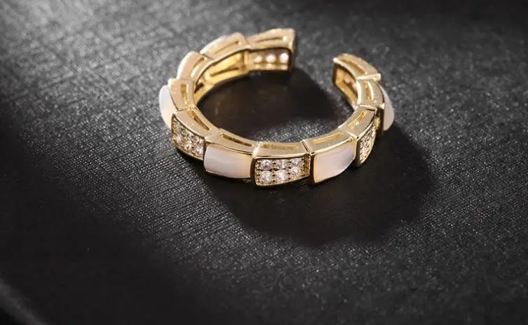 

Elegant Women Gold wedding Rings Stainless Steel Engagement Ring for Party 104479