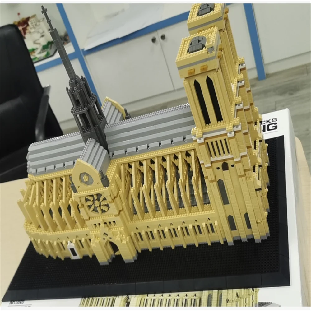 

Toy Building Blocks City Architecture Land Marks MINI 8370+PCS Notre Dame Paris Bricks 3D Model For kids Christmas Gift