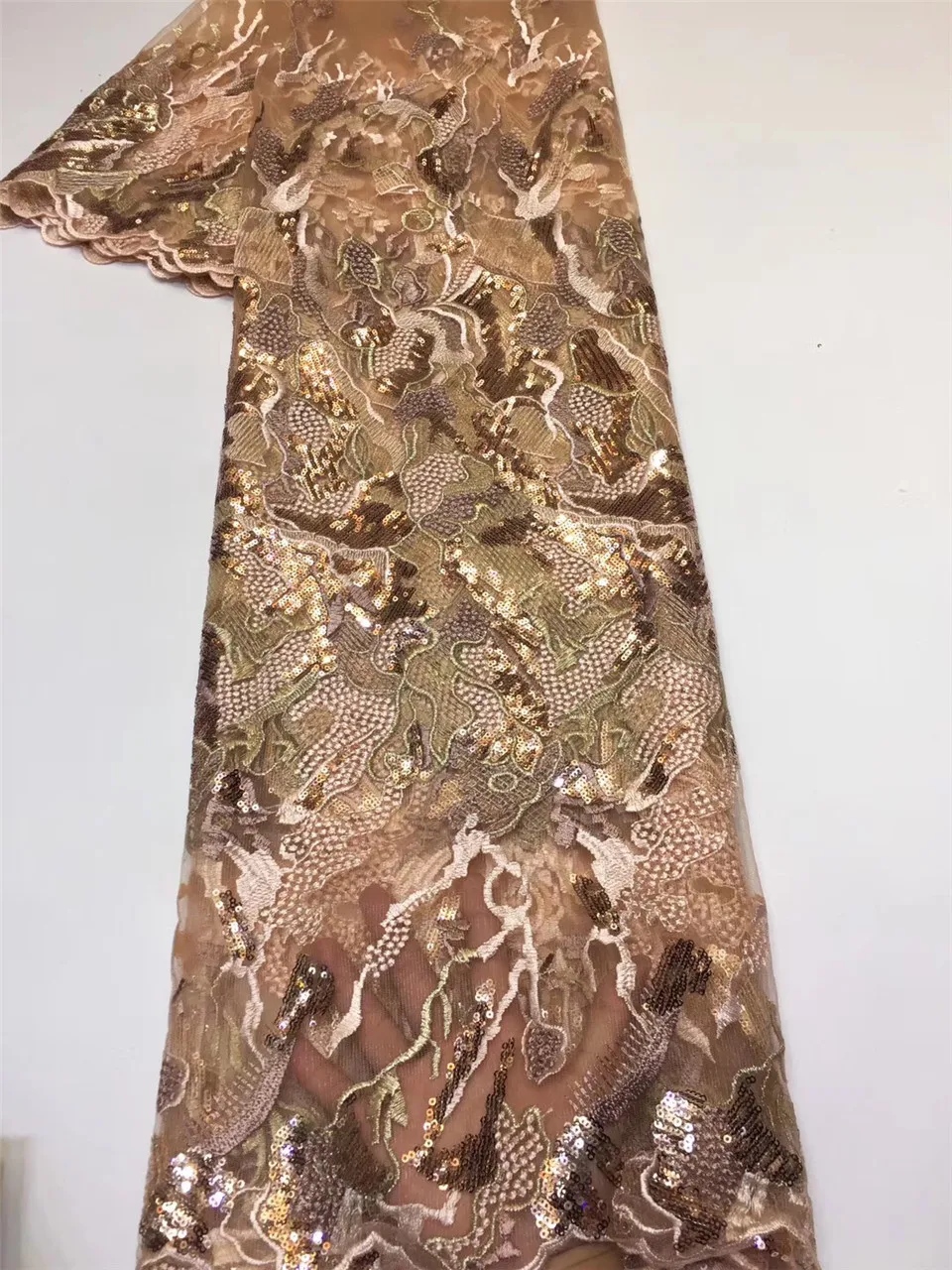 

The Latest Nigerian Lace Fabric Sequin Embroidery Lace Fabric 2020 High-quality African French Lace Fabric Wedding Dress ZX3688