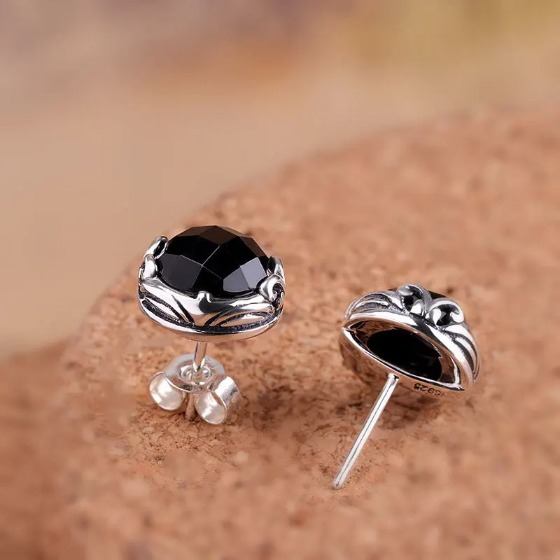 

New Style Cool Classic Thai Silver Women's Handmade Cut Black Agate Ear Stud