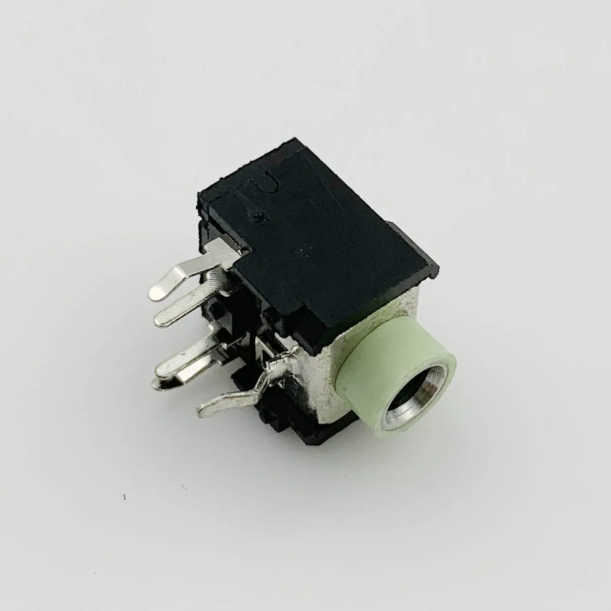 PJ306 LIGHT GREEN 3.5mm 5IN AUDIO SOCKET HEADPHONE CONNECTOR TWOCHANNEL PC PJ-306 | Обустройство дома