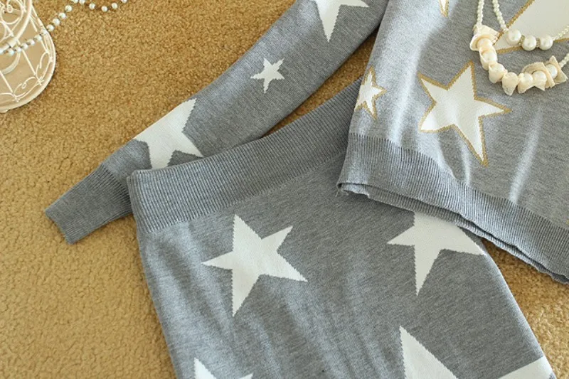 Женский костюм из двух предметов трикотажный свитер с коротким топом и юбка