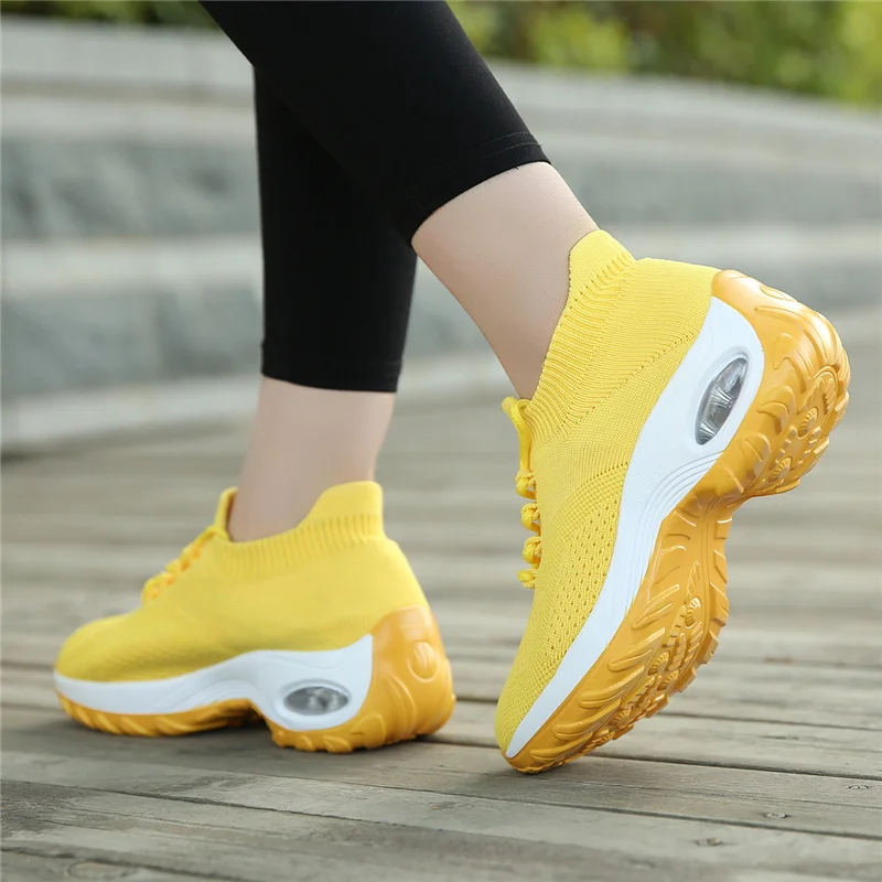 Women Tennis Shoes Breathable Lace-up Mesh Gym Sports Shoes Comfortable Air Cushion Trainers Sneakers