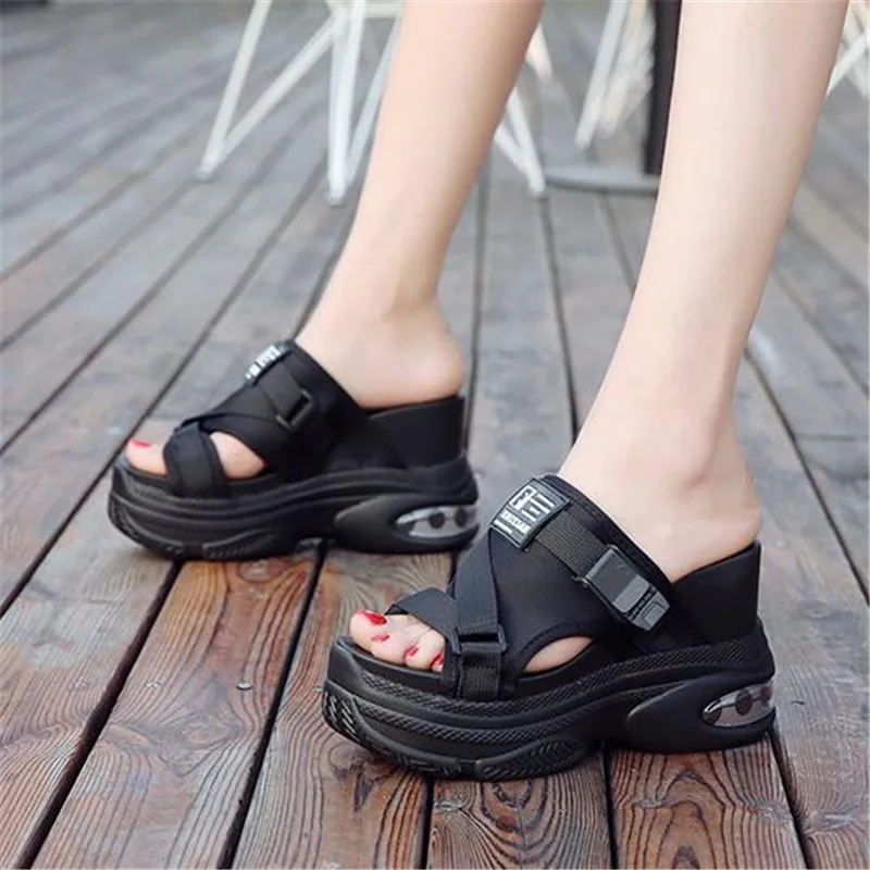 Сандалии женские на плоской подошве Босоножки с открытым носком обувь