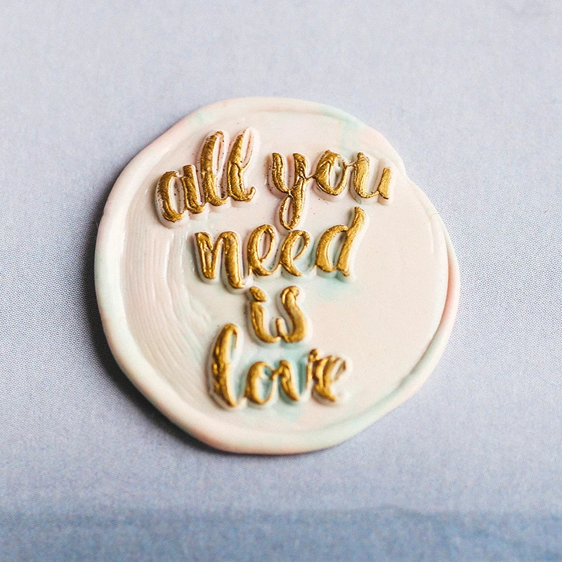 

С надписью «All You Need Is Love»; Набор восковых печатей для свадебного приглашения фестиваль декоративный настенный светильник сменный Ретро Рем...