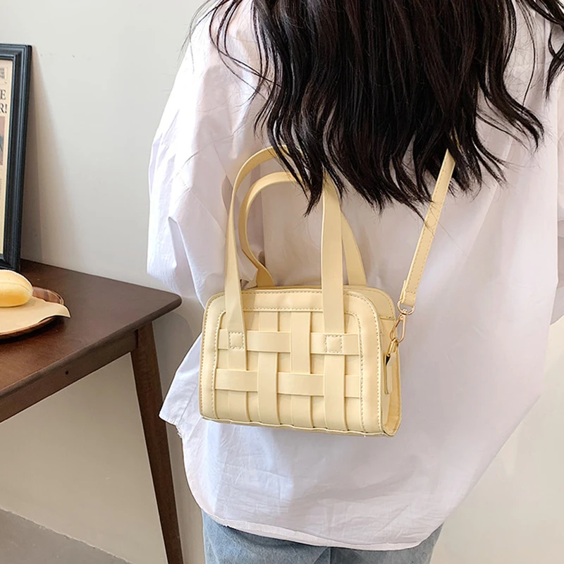 

Women's Crossbody Messenger Bag Shopper Bolsas Solid Leather Knitting Soft Korean Summer Shoulder Bags For Women Female Handbags