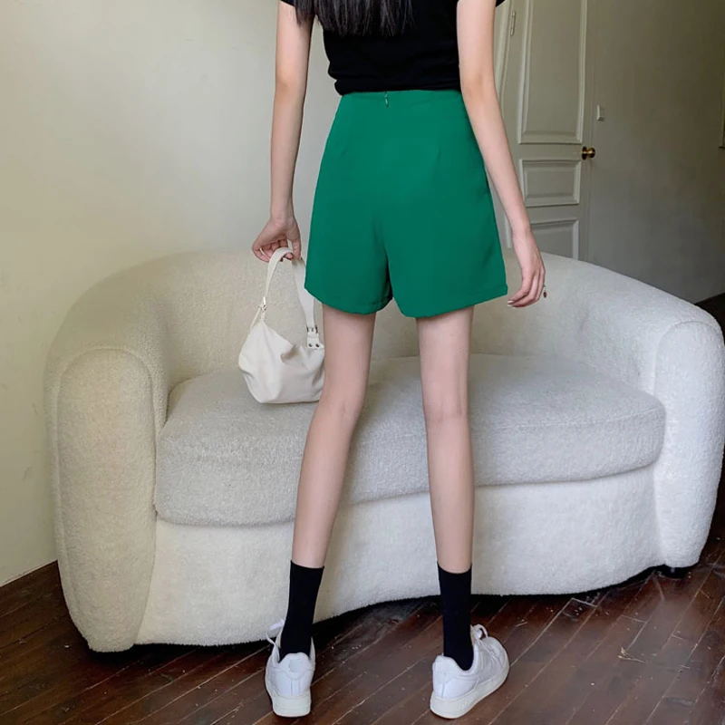 

2021 Summer New Style Ribbon Waist Wide Loose Casual High Waist Wide Leg Shorts Women Fashion Black Green White Shorts Ladies