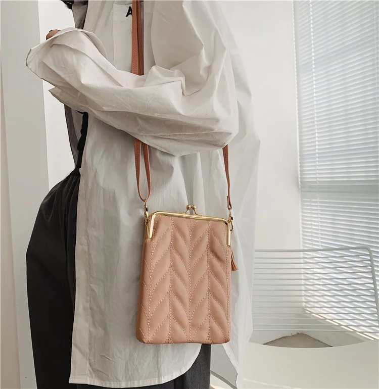 

WomenWallet Female Long Purses Tassel Coin Purse Card Holder Wallets Pu Leather Clutch Money Bag Card Holder Carteira