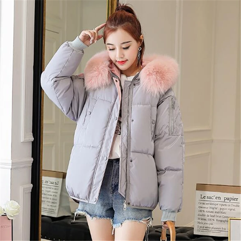 Женская зимняя куртка Милая Короткая кокон с капюшоном и большим меховым верхняя