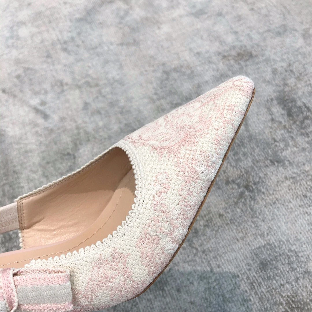 

Ollymurs Women Fashion Color Embroidered Pumps Ladies Designer Brand Sandals Sheepskin Insoles Pointed Toe High Heels Shoes