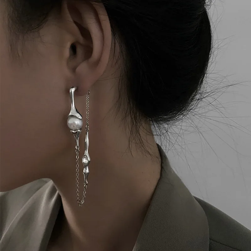 

New Luxury Funny Stainless Steel Tassel Drop Earings For Wonmen Designer Crystal Asymmetric Pearl Earrings Fashion Goth Jewelry